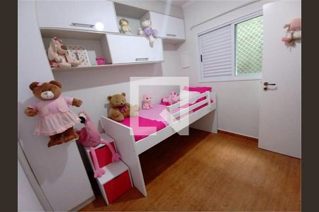 Casa à venda com 3 quartos, 230m² em Vila Granada, São Paulo