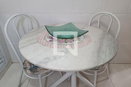 Apartamento à venda com 59m², 2 quartos e 1 vagaCozinha