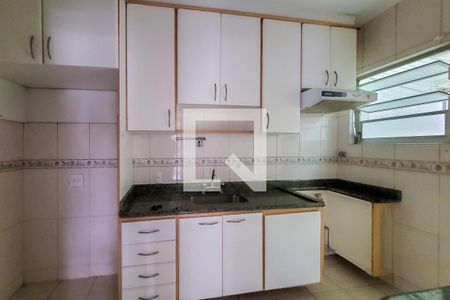 Apartamento para alugar com 49m², 1 quarto e sem vaga Apartamento para alugar com 49m², 1 quarto e sem vagaCozinha