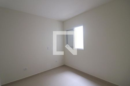Quarto 2 de casa de condomínio para alugar com 2 quartos, 60m² em Vila Isolina Mazzei, São Paulo