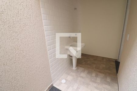 Casa de condomínio para alugar com 60m², 2 quartos e 1 vagaÁrea de Serviço