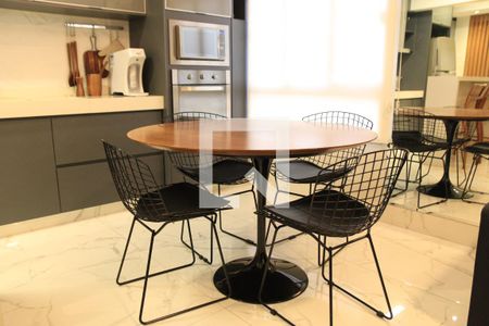 Apartamento para alugar com 80m², 2 quartos e 1 vagaSala