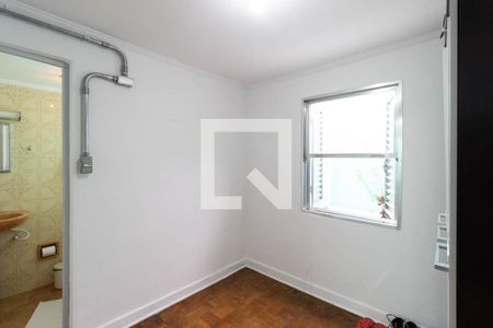 Suíte de casa para alugar com 3 quartos, 160m² em Vila Nivi, São Paulo