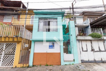 Casa para alugar com 160m², 3 quartos e 1 vaga Casa para alugar com 160m², 3 quartos e 1 vagaFachada