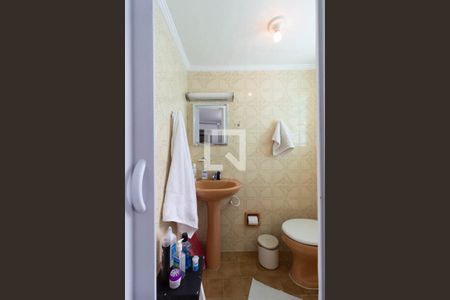 Casa para alugar com 160m², 3 quartos e 1 vaga Casa para alugar com 160m², 3 quartos e 1 vagaBanheiro da Suíte