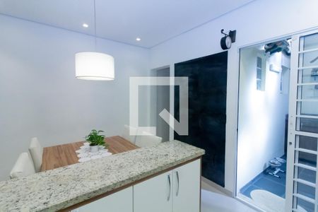 Casa à venda com 120m², 2 quartos e 2 vagasCozinha