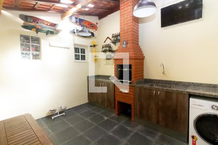 Casa à venda com 120m², 2 quartos e 2 vagasLavanderia e Churrasqueira