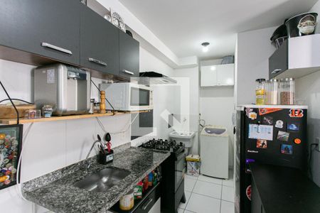 Apartamento para alugar com 33m², 2 quartos e sem vaga Apartamento para alugar com 33m², 2 quartos e sem vagaCozinha e Área de Serviço