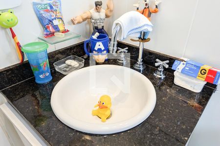 Apartamento à venda com 127m², 3 quartos e 3 vagasBanheiro da suíte 2