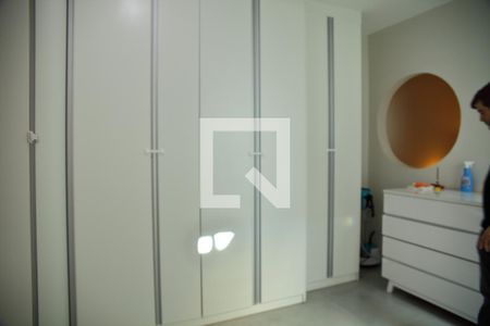 Casa à venda com 235m², 3 quartos e 3 vagasCloset/Vista/Suíte