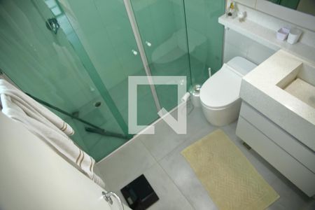 Casa à venda com 235m², 3 quartos e 3 vagasBanheiro/Suíte