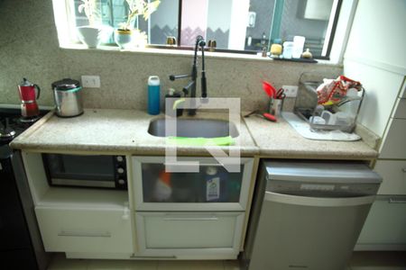 Casa à venda com 235m², 3 quartos e 3 vagasCozinha