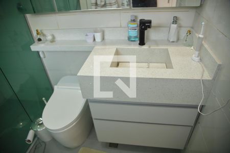 Casa à venda com 235m², 3 quartos e 3 vagasBanheiro/Suíte