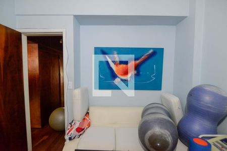 Apartamento à venda com 133m², 4 quartos e 2 vagasQuarto 2