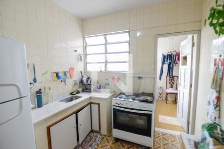Apartamento à venda com 133m², 4 quartos e 2 vagasCozinha