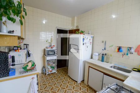 Apartamento à venda com 133m², 4 quartos e 2 vagasCozinha