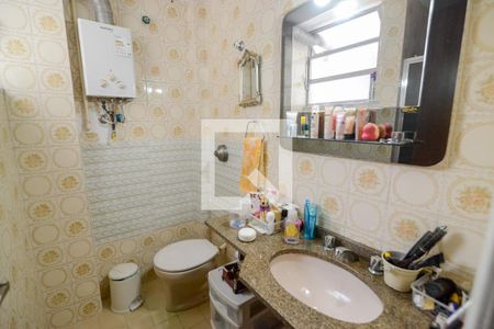 Apartamento à venda com 133m², 4 quartos e 2 vagasBanheiro Social