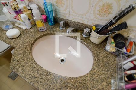 Apartamento à venda com 133m², 4 quartos e 2 vagasBanheiro Social