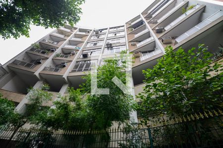 Apartamento à venda com 133m², 4 quartos e 2 vagasFachada