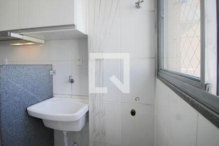 Apartamento para alugar com 83m², 3 quartos e 1 vagaÁrea de Serviço
