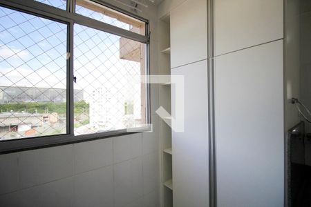 Apartamento para alugar com 83m², 3 quartos e 1 vagaÁrea de Serviço