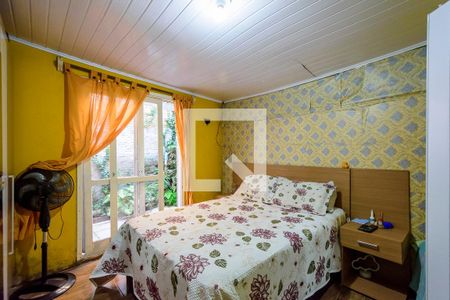 Suíte de casa à venda com 3 quartos, 250m² em Teresópolis, Porto Alegre