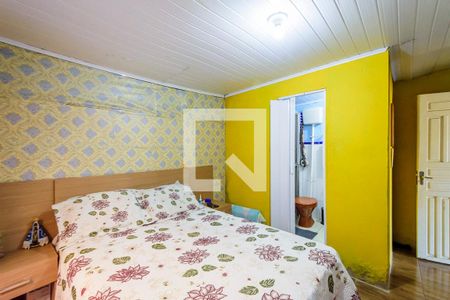 Suíte de casa à venda com 3 quartos, 250m² em Teresópolis, Porto Alegre