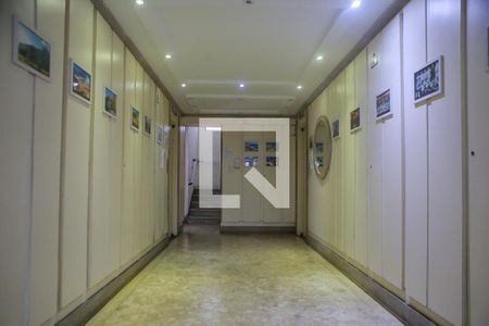 Hall de entrada de kitnet/studio para alugar com 1 quarto, 37m² em Aparecida, Santos
