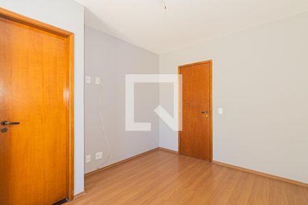 Suíte 1 de casa de condomínio à venda com 2 quartos, 70m² em Vila Mazzei, São Paulo