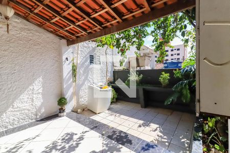 Casa à venda com 50m², 1 quarto e sem vagaQuintal e Área de Serviço