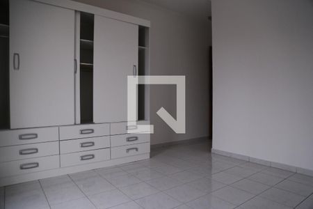 Casa à venda com 152m², 3 quartos e 3 vagasSuíte