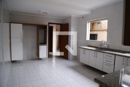 Casa à venda com 152m², 3 quartos e 3 vagasCozinha