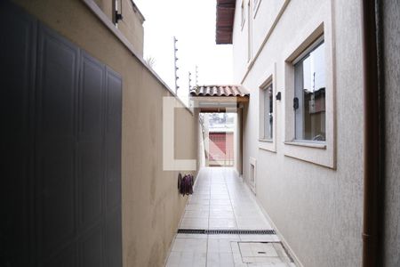 Casa à venda com 152m², 3 quartos e 3 vagasCorredor Externo