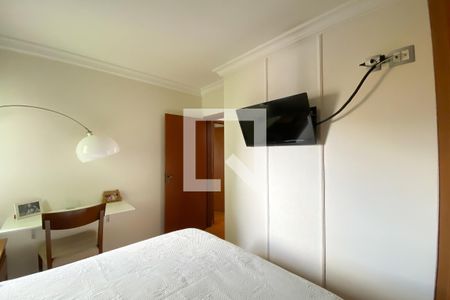 Apartamento à venda com 65m², 2 quartos e 1 vagaQuarto 2