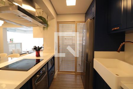 Apartamento à venda com 78m², 2 quartos e 2 vagasCozinha 