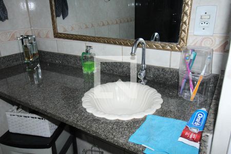 Casa para alugar com 200m², 2 quartos e 4 vagasBanheiro