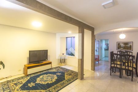 Sala de estar de casa para alugar com 3 quartos, 240m² em Anchieta, São Bernardo do Campo