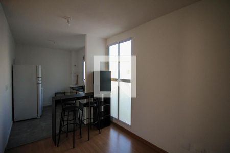Sala de apartamento para alugar com 2 quartos, 48m² em Santa Cecília, Viamão