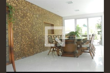 Casa à venda com 4 quartos, 525m² em Alphaville, Santana de Parnaíba