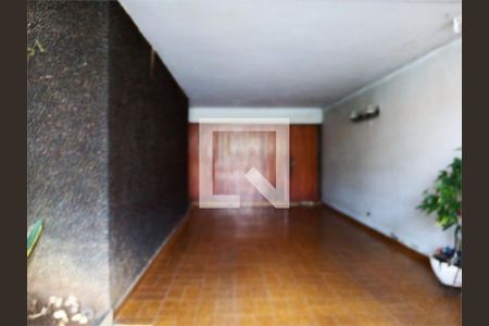 Casa à venda com 4 quartos, 256m² em Vila Cordeiro, São Paulo