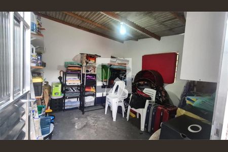 Casa à venda com 5 quartos, 206m² em Vila Germinal, São Paulo