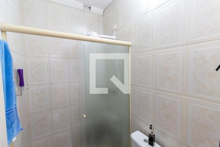 Casa à venda com 81m², 2 quartos e 2 vagasBanheiro