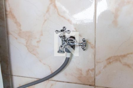 Casa à venda com 81m², 2 quartos e 2 vagasLavanderia (Torneira)