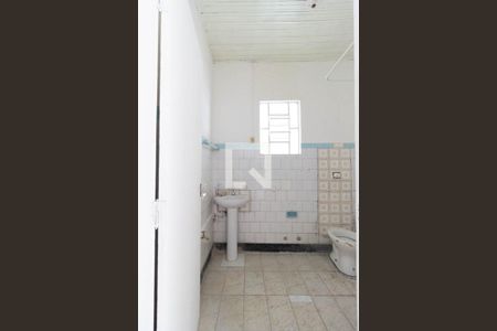 Casa para alugar com 110m², 2 quartos e sem vagaBanheiro