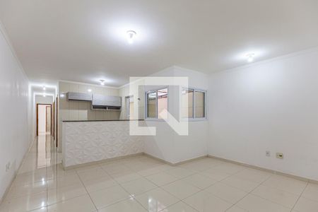 Sala de apartamento para alugar com 3 quartos, 75m² em Vila Pires, Santo André