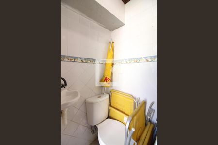 Casa de condomínio à venda com 190m², 3 quartos e 2 vagasBanheiro da Piscina