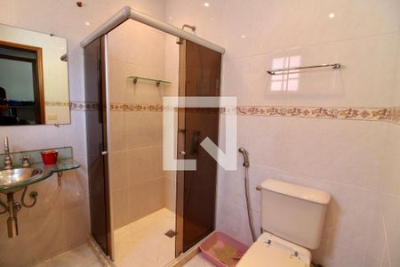 Casa de condomínio à venda com 190m², 3 quartos e 2 vagasBanheiro Social 2