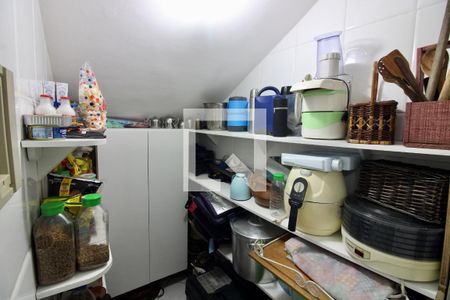 Casa de condomínio à venda com 190m², 3 quartos e 2 vagasDespensa