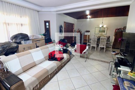Sala de casa de condomínio à venda com 3 quartos, 190m² em Vargem Grande, Rio de Janeiro