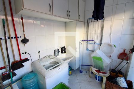 Casa de condomínio à venda com 190m², 3 quartos e 2 vagasÁrea de Serviço